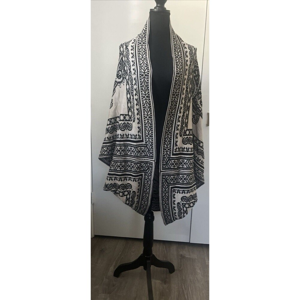 Yahata Poncho Cape Wrap M/L Paisley Open‎ Front Kimono Knit Oversized Cozy